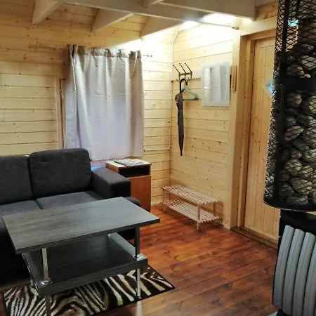 Ainja Puhkemaja Вильянди