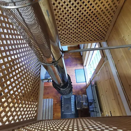 Деревянный коттедж Ainja Puhkemaja *