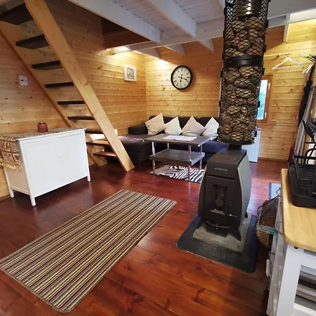 Деревянный коттедж Ainja Puhkemaja Вильянди