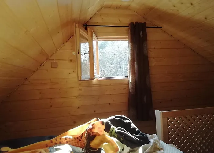 Lodge Ainja Puhkemaja *